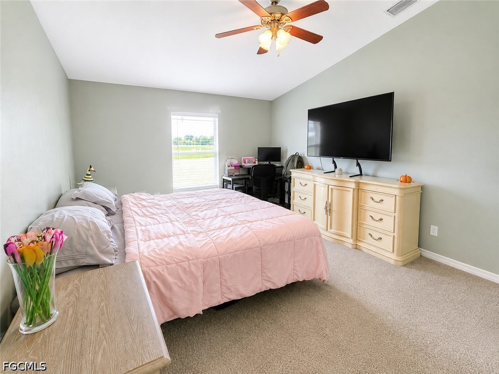 3 Bed SingleFamilyResidence for Sale in Cape Coral, photo 6