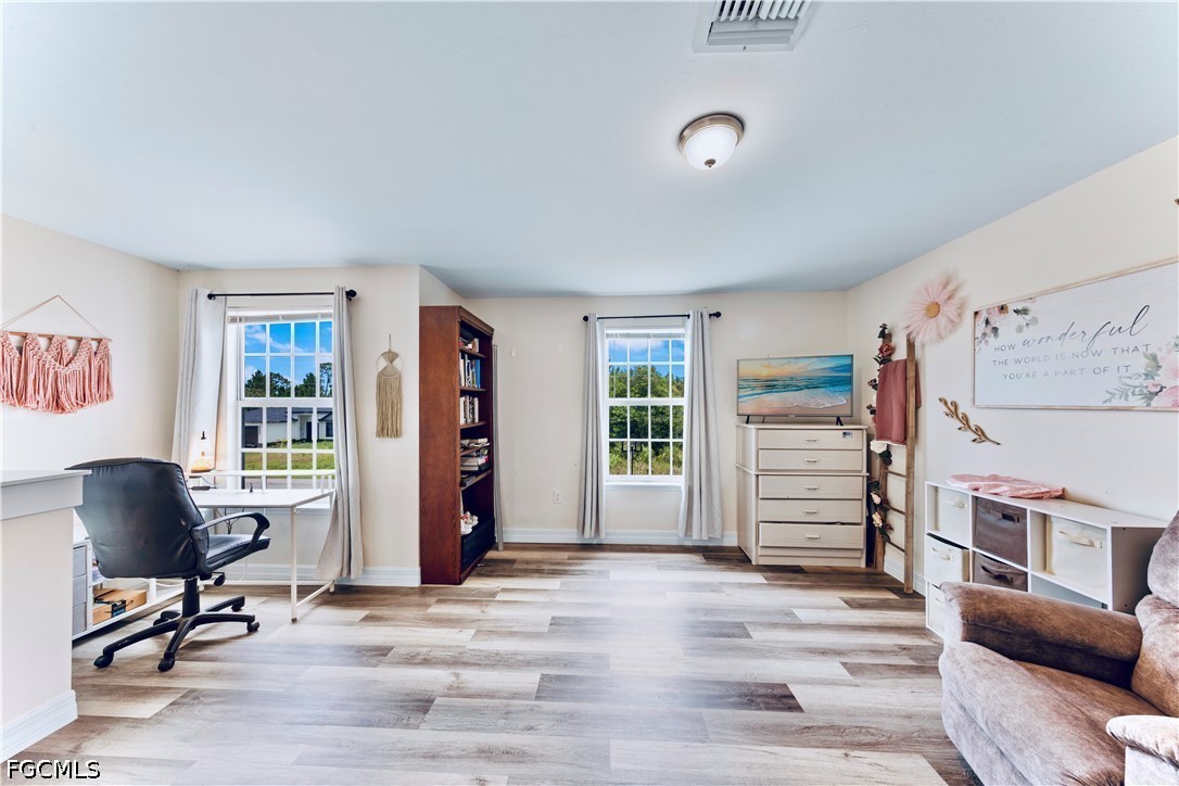 3 Bed SingleFamilyResidence for Sale in Lehigh Acres, photo 6