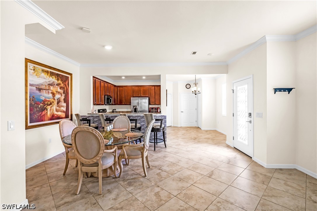 3 Bed Townhouse for Sale in Naples, photo 6