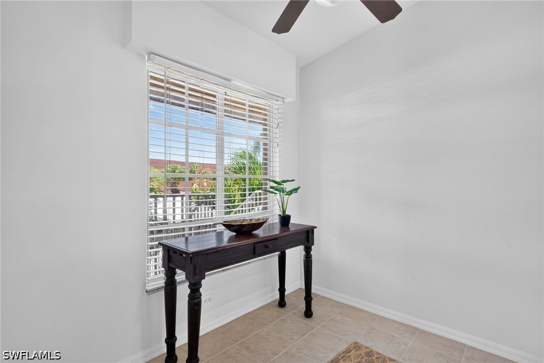 2 Bed Waterfront Home for Sale in Naples, photo 6