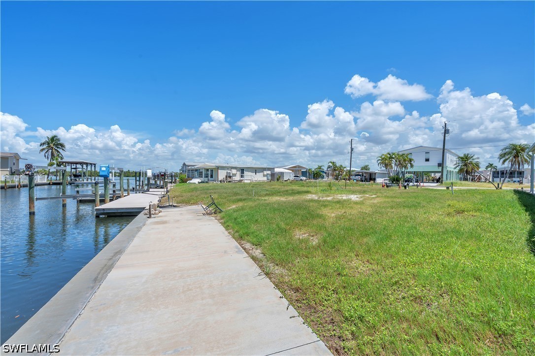Waterfront Home for Sale in Nancy Lane Condo, photo 6