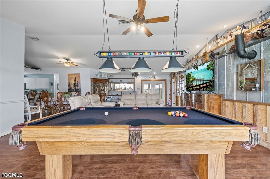3 Bed SingleFamilyResidence for Sale in Timberbend Subd, photo 6