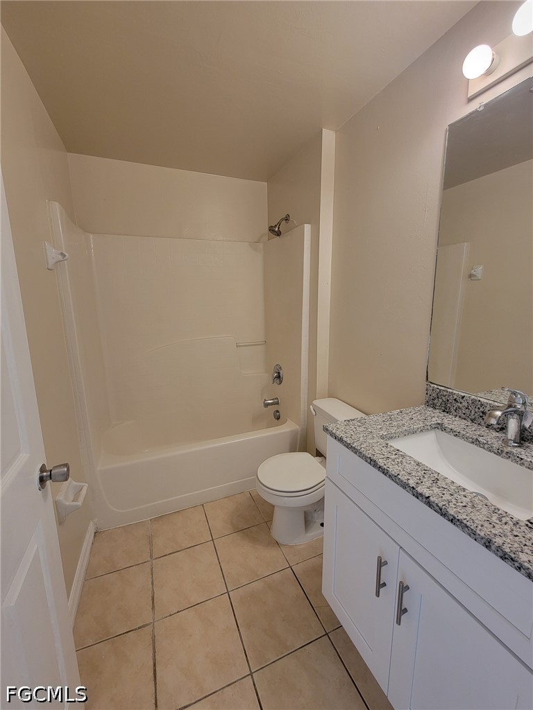 4 Bed SingleFamilyResidence for Sale in Lehigh Acres, photo 6