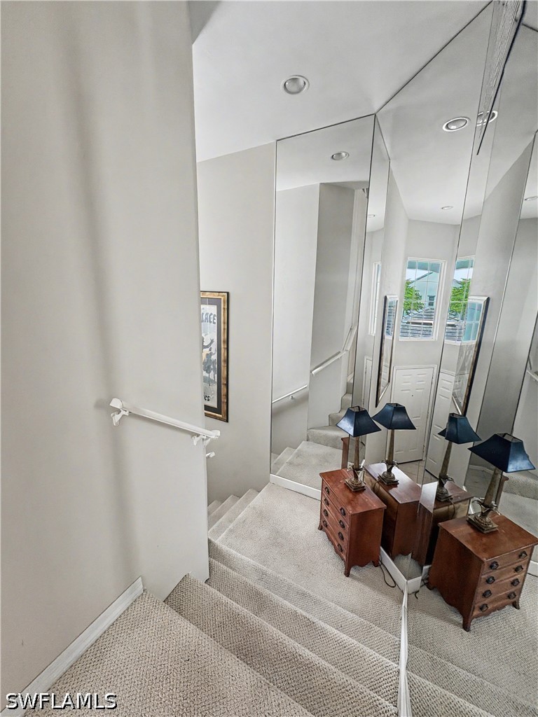 2 Bed Condominium for Sale in Naples, photo 6