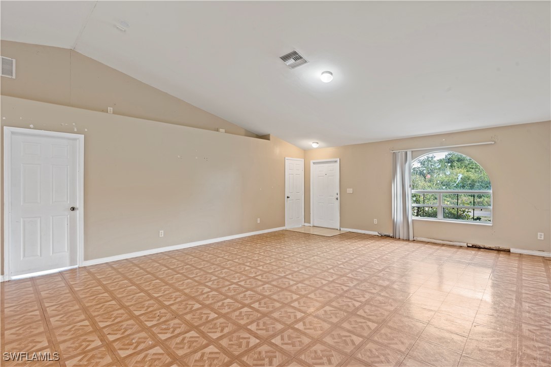 4 Bed SingleFamilyResidence for Sale in Lehigh Acres, FL — photo 7
