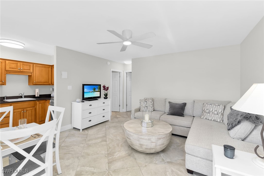 1 Bed Condominium for Sale in Seabreeze Apts, FL, $228,900 — photo 7