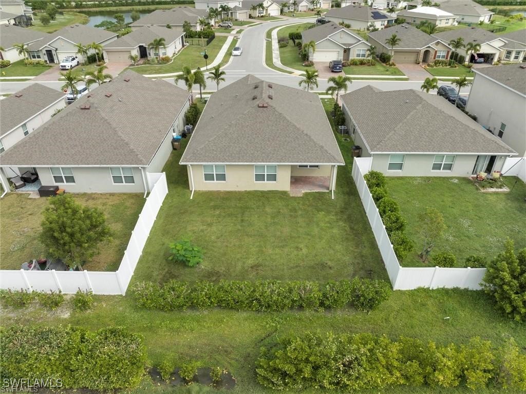3 Bed SingleFamilyResidence for Sale in Entrada, FL — photo 7