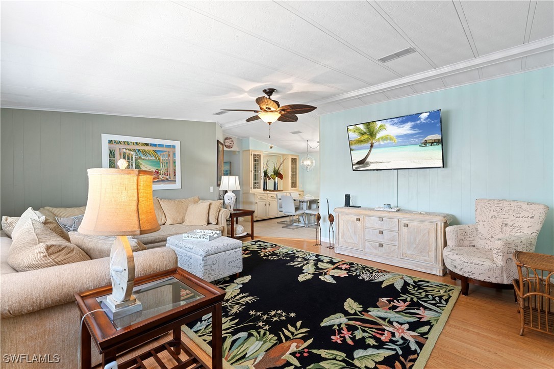 2 Bed ManufacturedHome for Sale in Naples, FL, $210,000 — photo 7