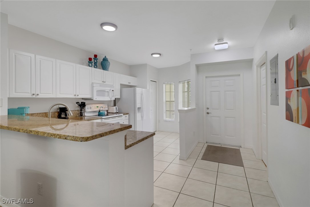 2 Bed Condominium for Sale in Naples, photo 7