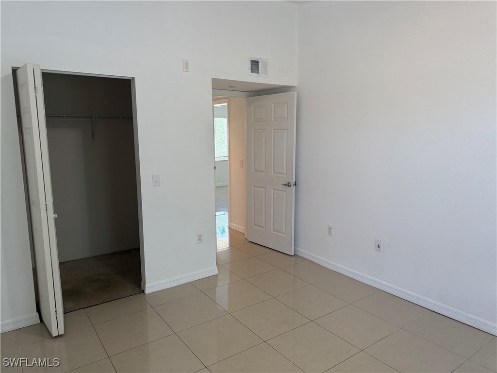 2 Bed Condominium for Sale in Naples, photo 7