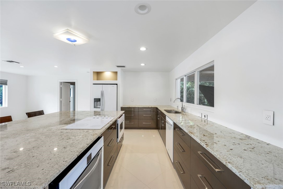 2 Bed Pool Home for Sale in Naples, photo 7