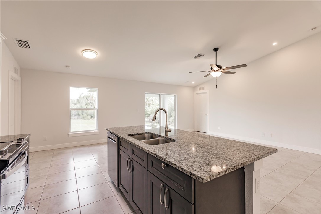 3 Bed SingleFamilyResidence for Sale in St James City, FL — photo 7