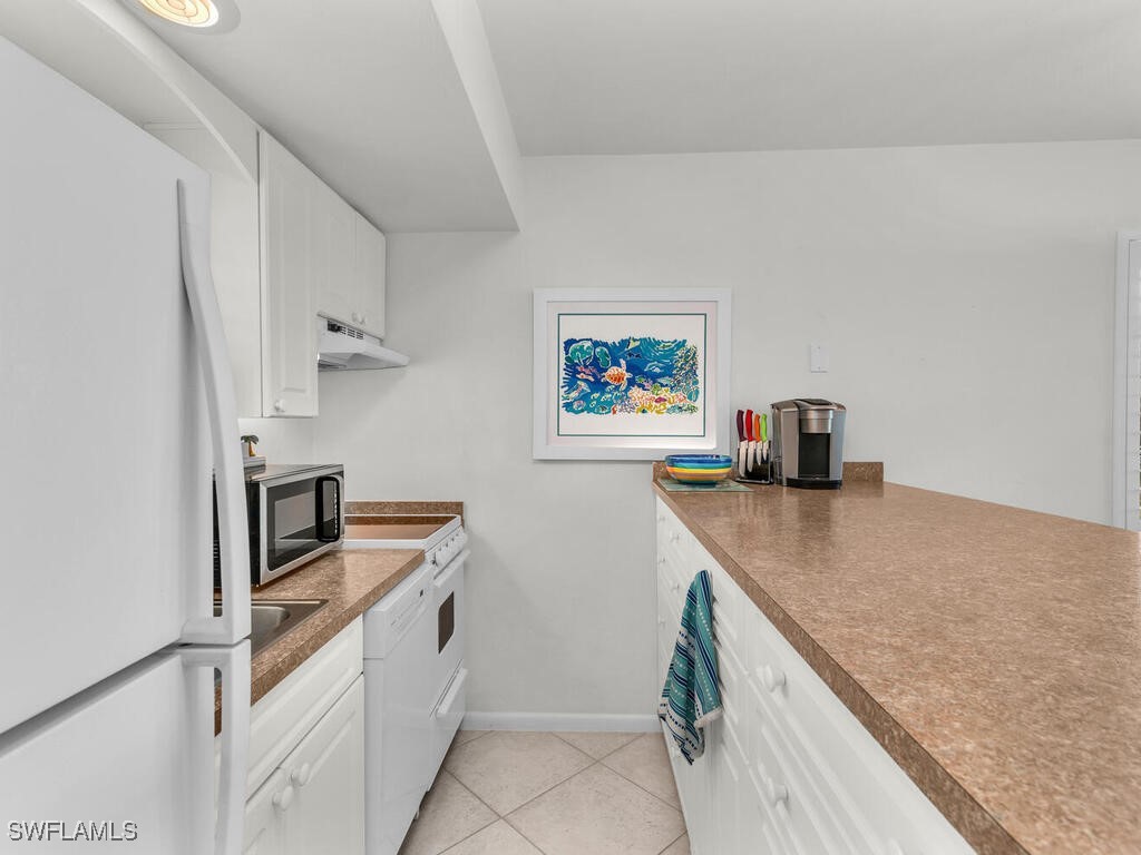 1 Bed Waterfront Home for Sale in Anglers Cove, FL, $359,900 — photo 7