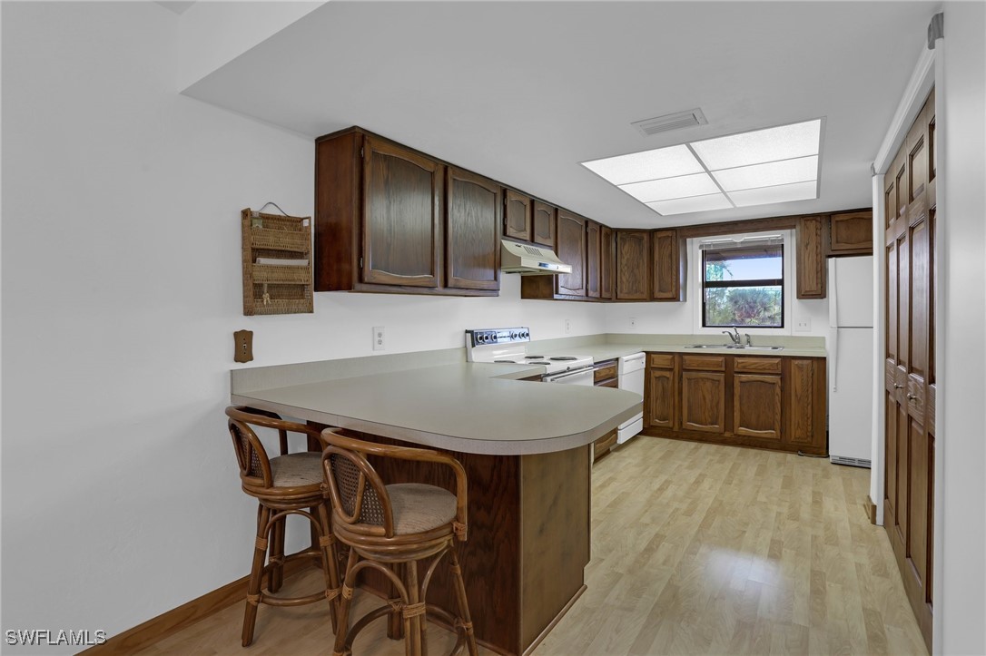 2 Bed Condominium for Sale in Forest Village, FL, $115,000 — photo 7