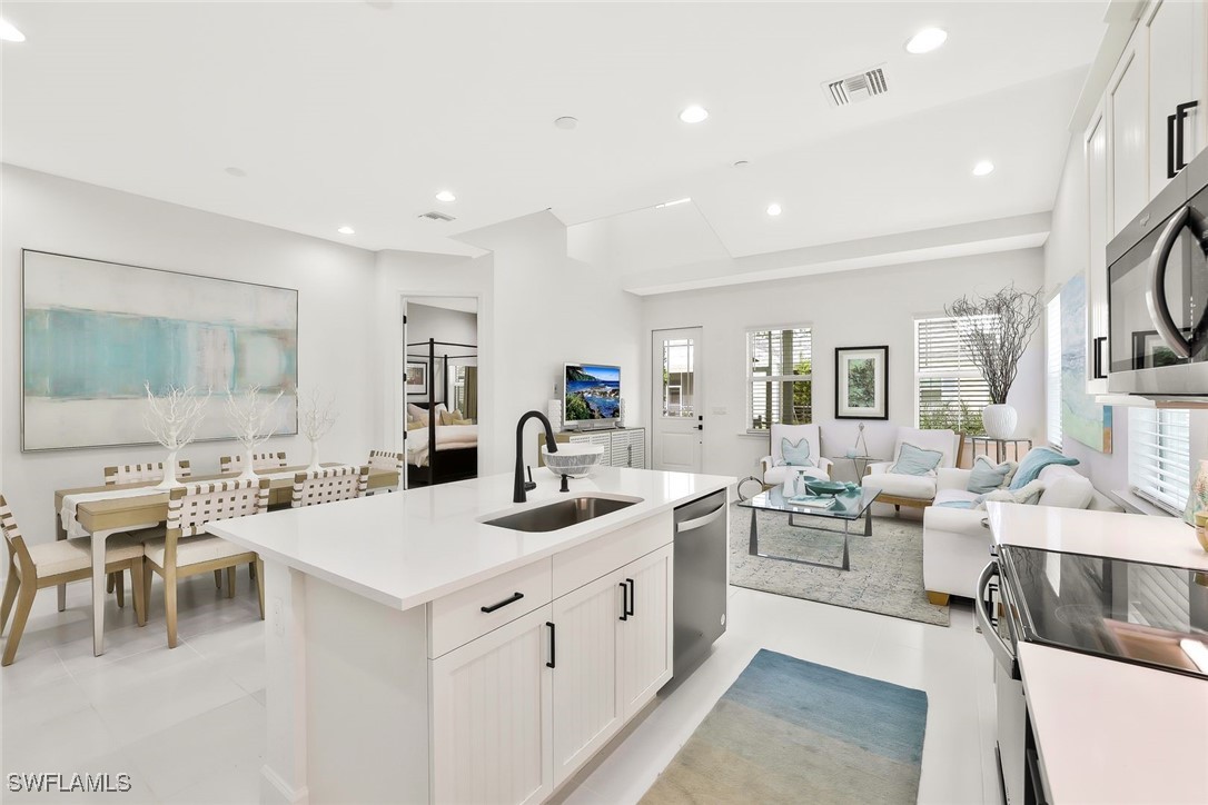 2 Bed Attached for Sale in Naples, photo 7