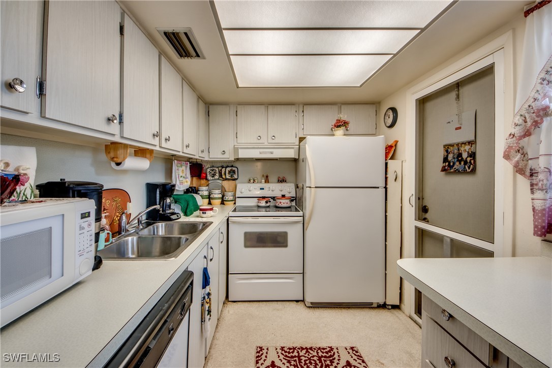 2 Bed Waterfront Home for Sale in Tropic Terrace, photo 7