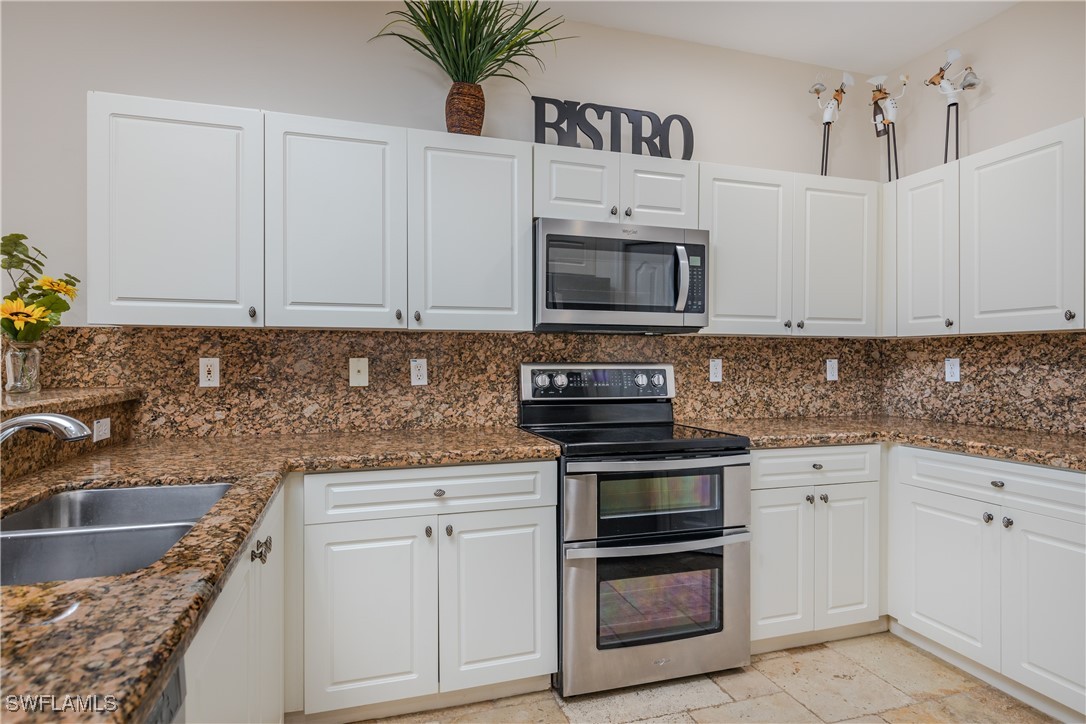 3 Bed SingleFamilyResidence for Sale in Estero, FL, $409,000 — photo 7