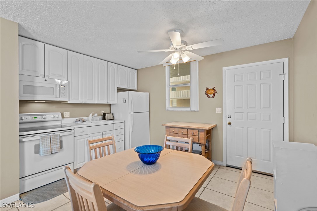 1 Bed Waterfront Home for Sale in Beach And Tennis Club, photo 7