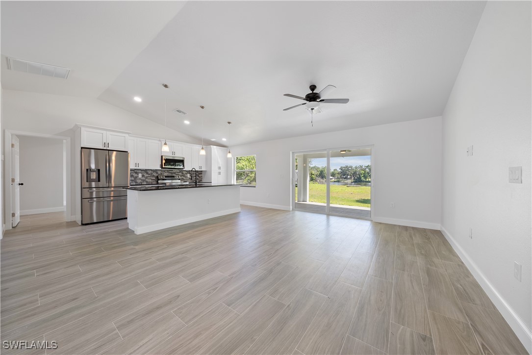 3 Bed SingleFamilyResidence for Sale in Wheelers Subd, FL — photo 7