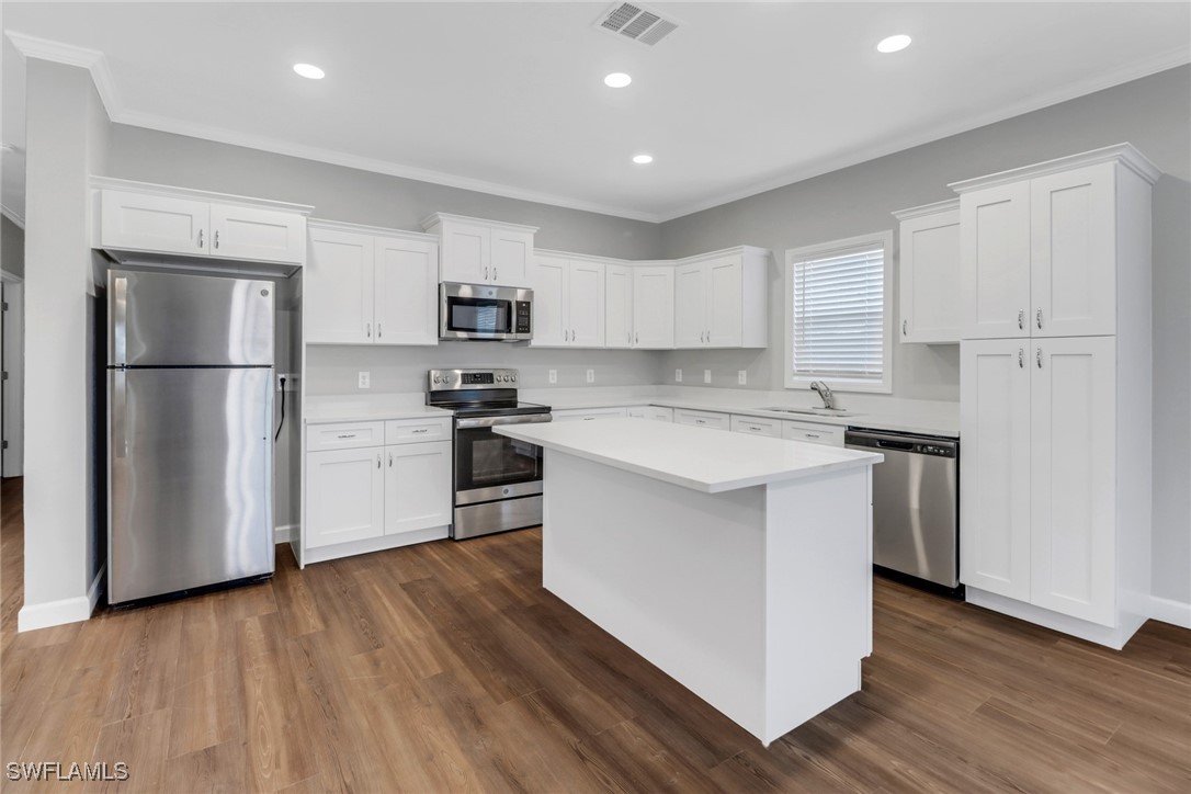 4 Bed SingleFamilyResidence for Sale in Lehigh Acres, FL — photo 7