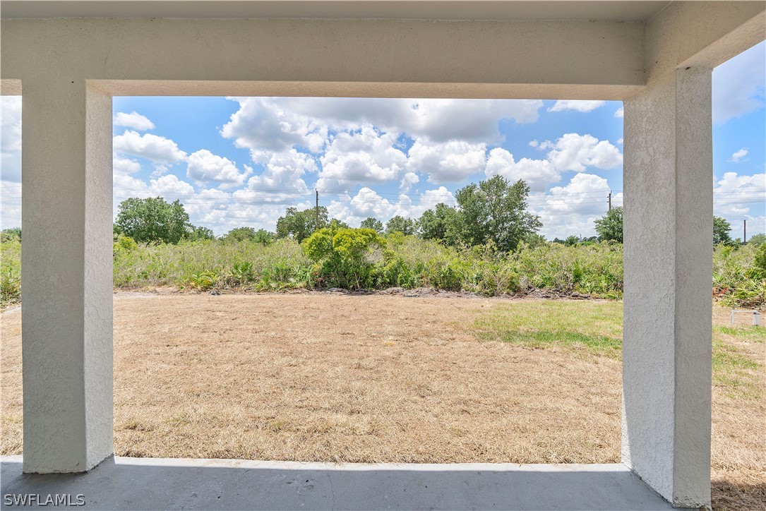 4 Bed SingleFamilyResidence for Sale in Lehigh Acres, FL — photo 7