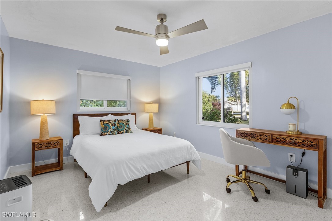 2 Bed Waterfront Home for Sale in Fort Myers, photo 7