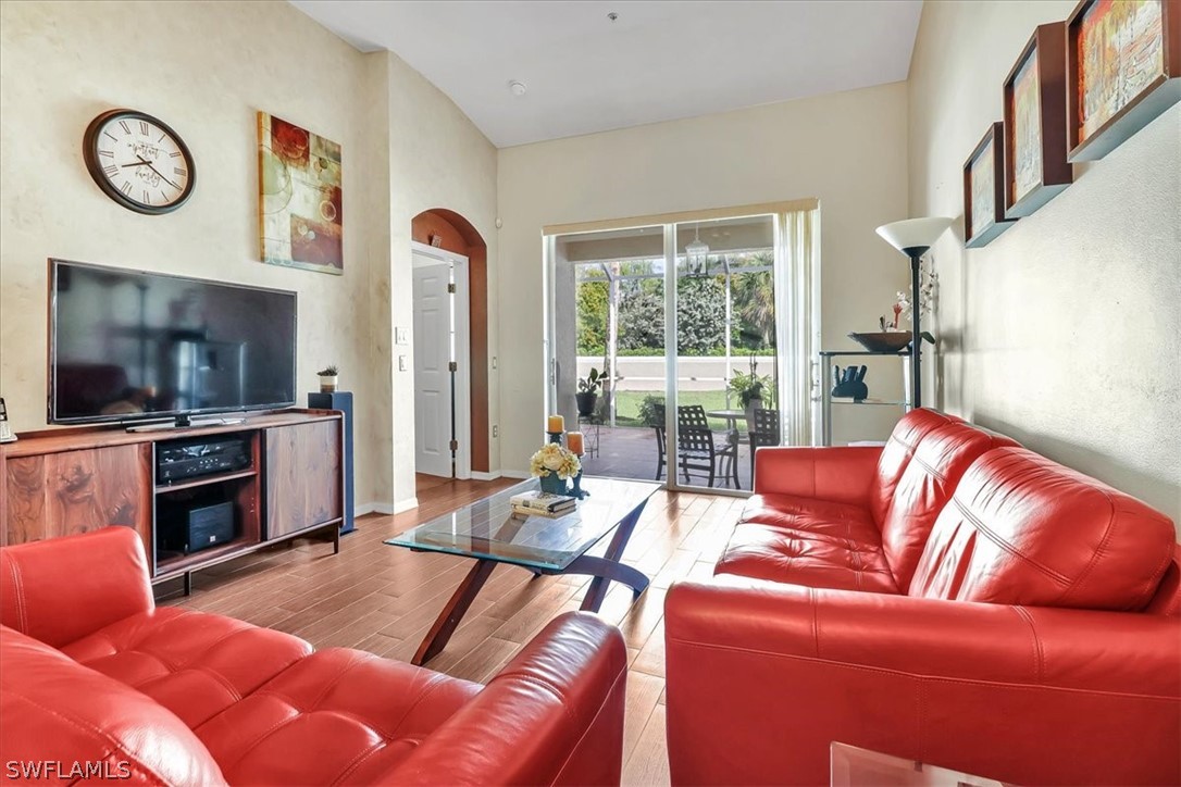 3 Bed Townhouse for Sale in Naples, FL, $320,000 — photo 7