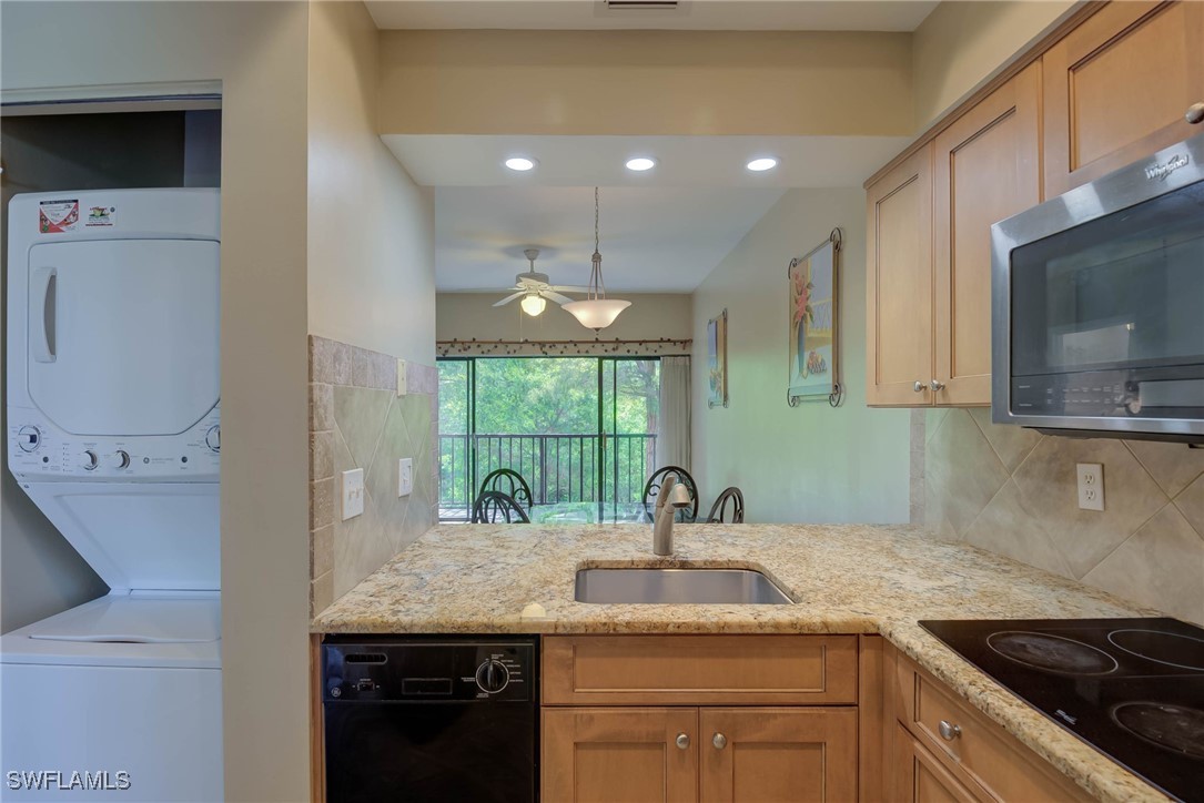 2 Bed Condominium for Sale in Naples, FL, $229,000 — photo 7