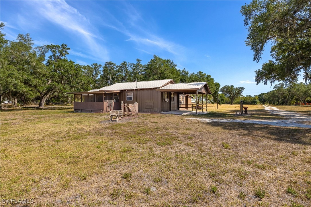3 Bed SingleFamilyResidence for Sale in North Fort Myers, photo 7