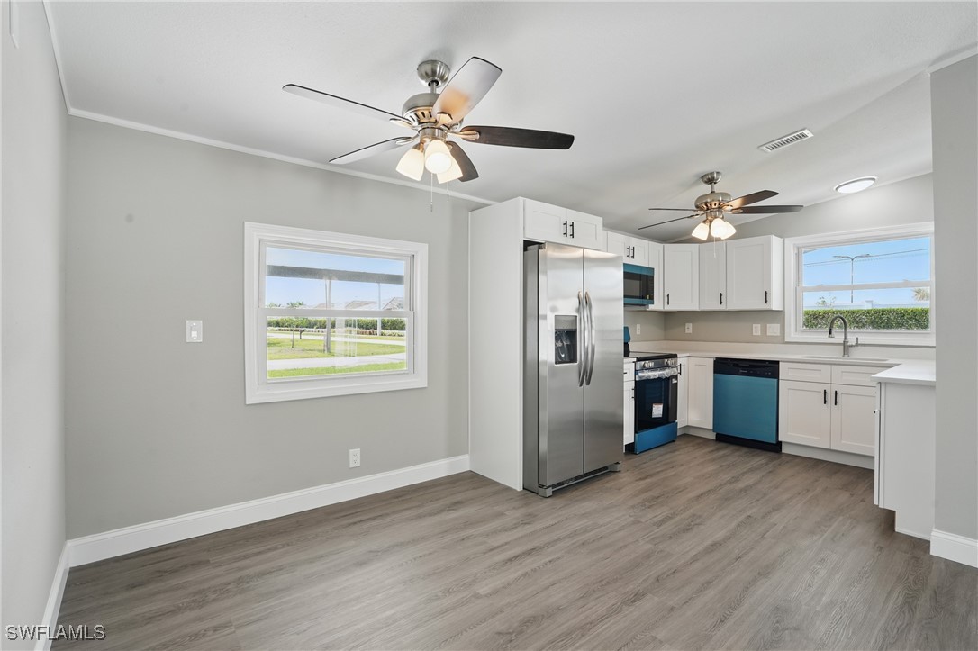 2 Bed ManufacturedHome for Sale in Naples, FL, $199,000 — photo 7