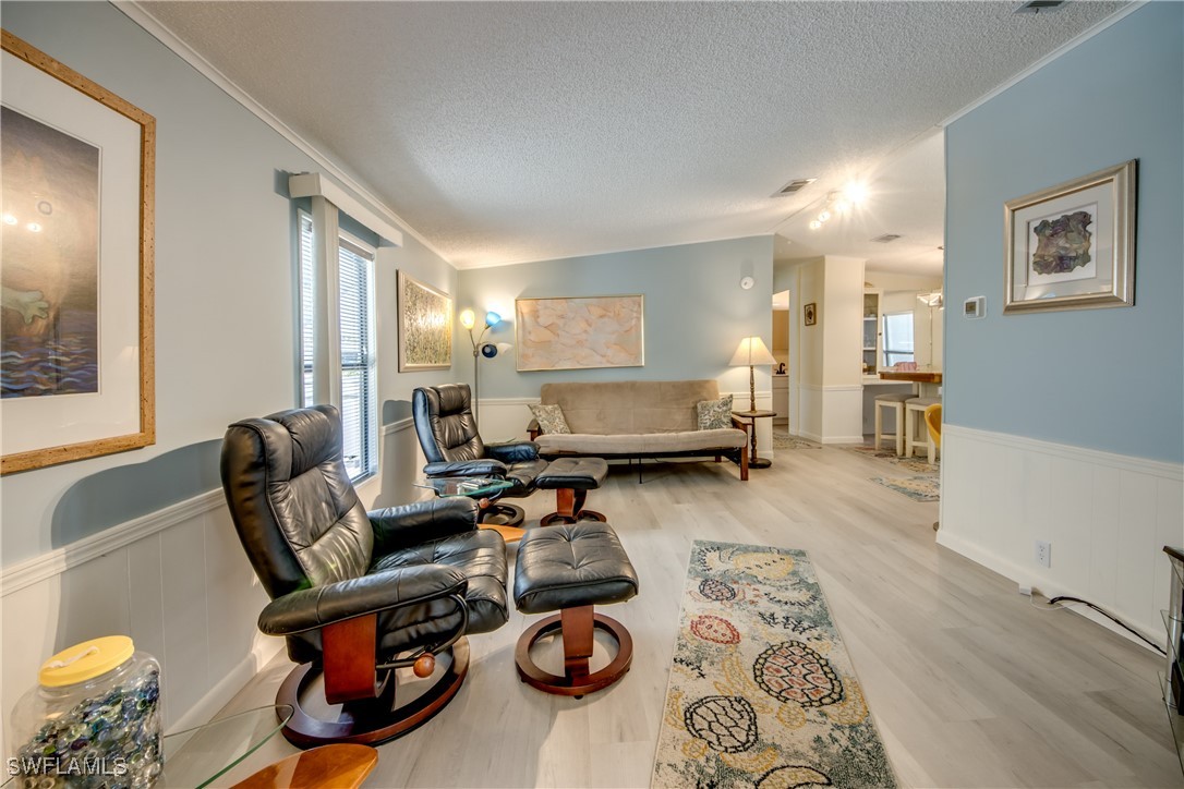 2 Bed Waterfront Home for Sale in Pine Island Cove, photo 7