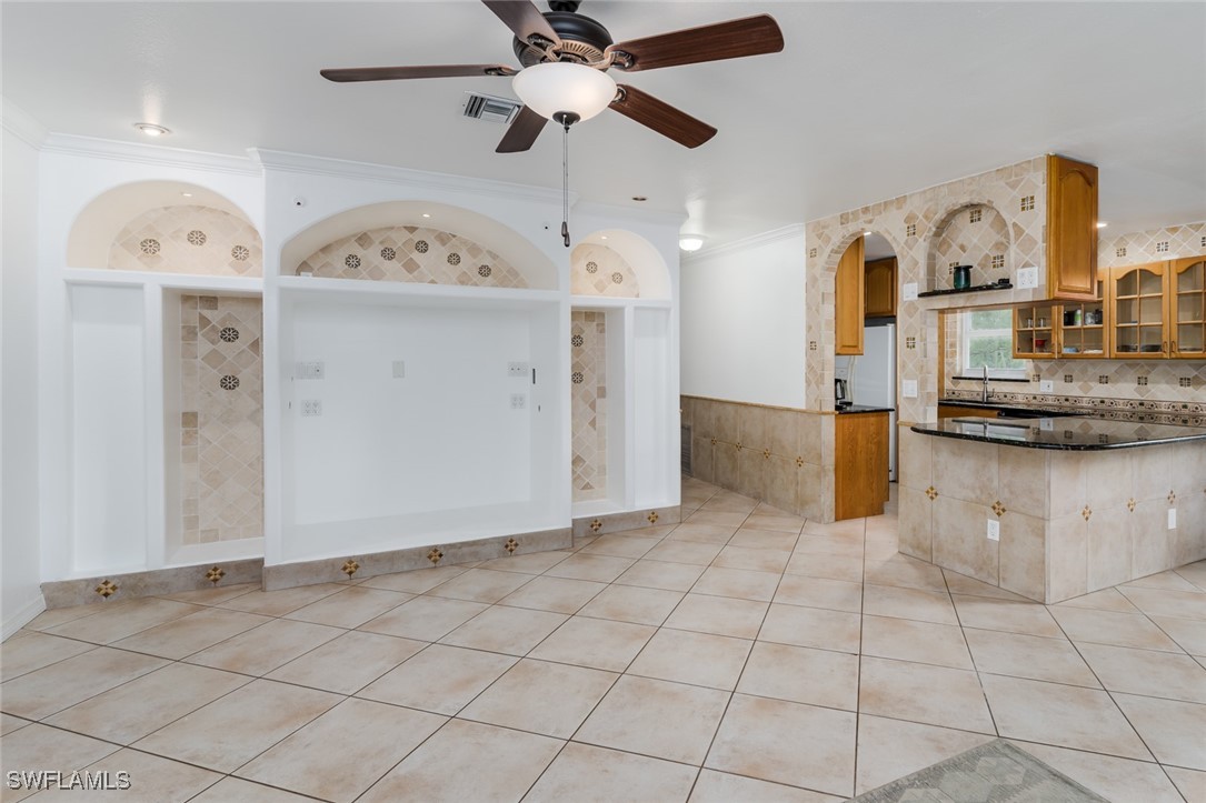4 Bed SingleFamilyResidence for Sale in Naples, photo 7