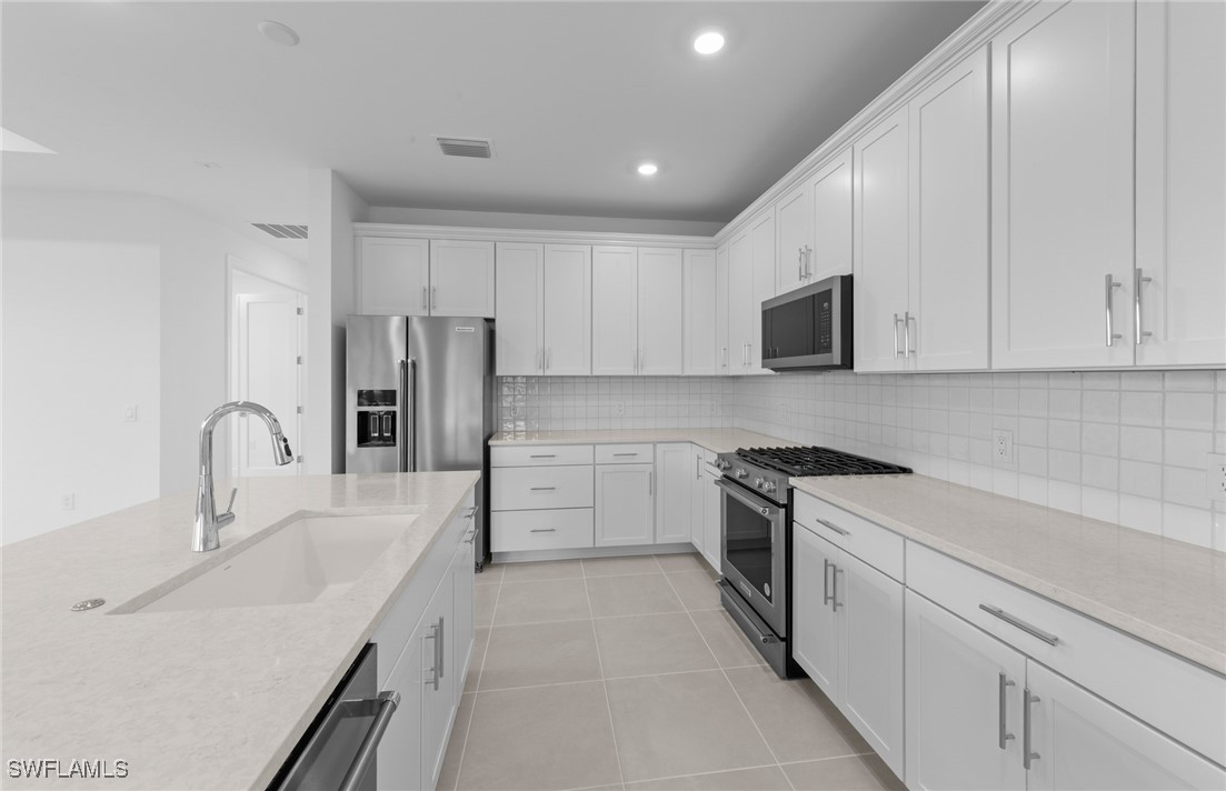 3 Bed SingleFamilyResidence for Sale in Estero, FL, $539,990 — photo 7