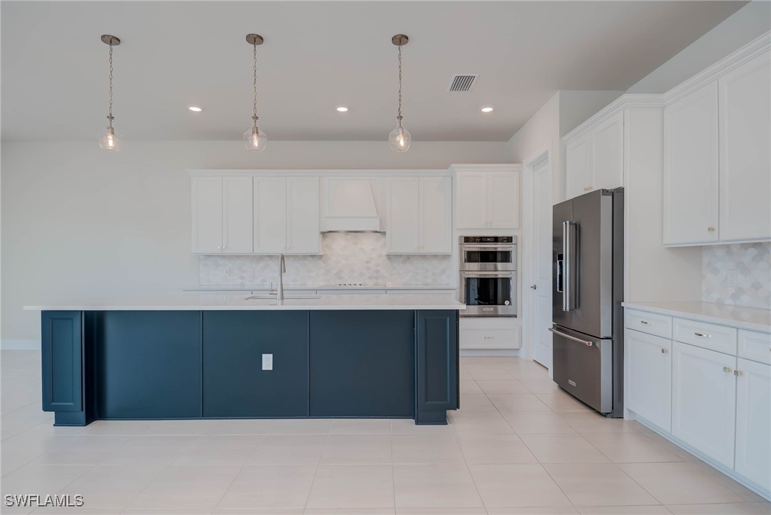 5 Bed SingleFamilyResidence for Sale in Avalon Park, photo 7