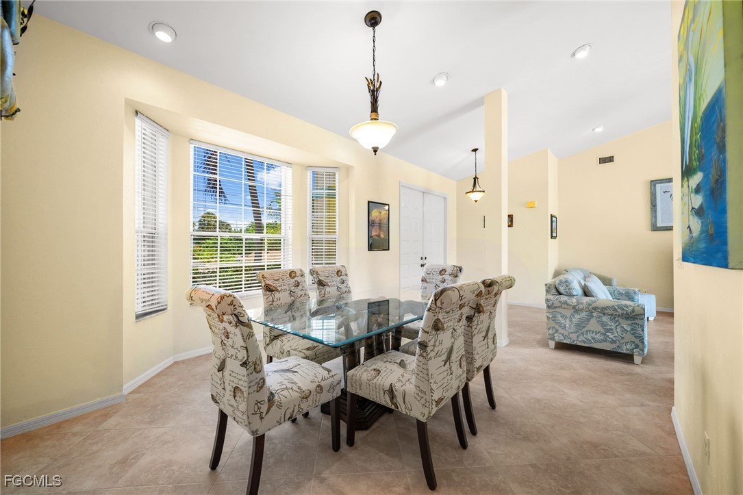 3 Bed Pool Home for Sale in St James City, photo 7