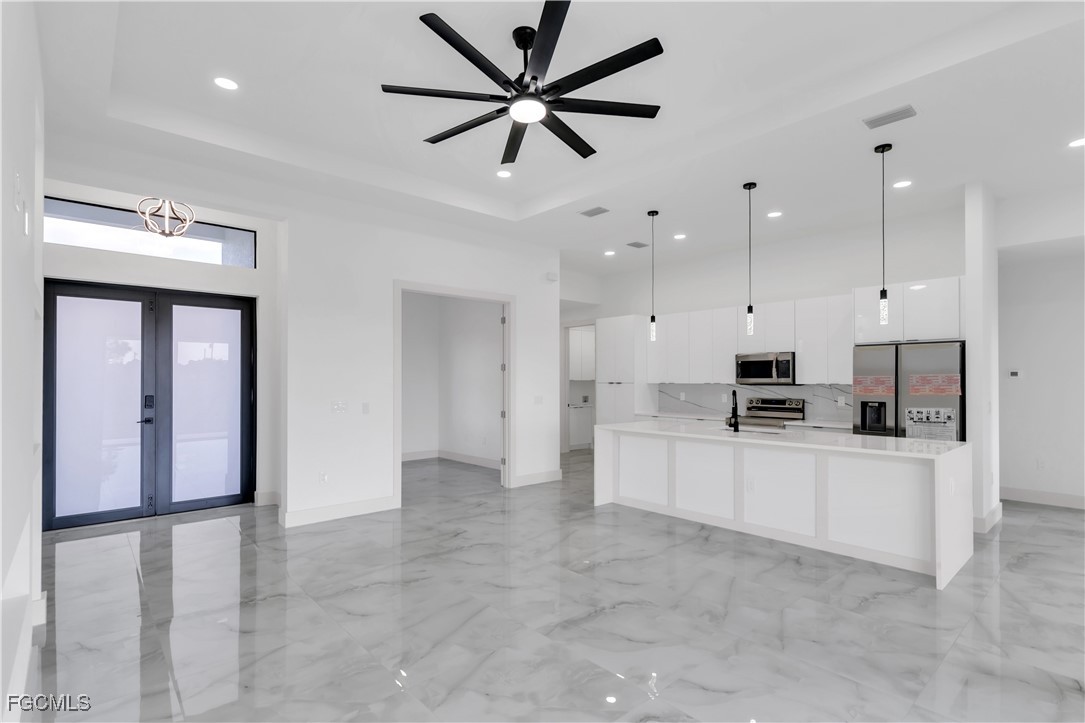 3 Bed SingleFamilyResidence for Sale in Lehigh Acres, photo 7