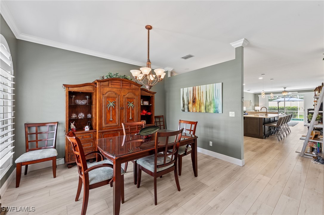 4 Bed Pool Home for Sale in Stoneybrook, photo 7