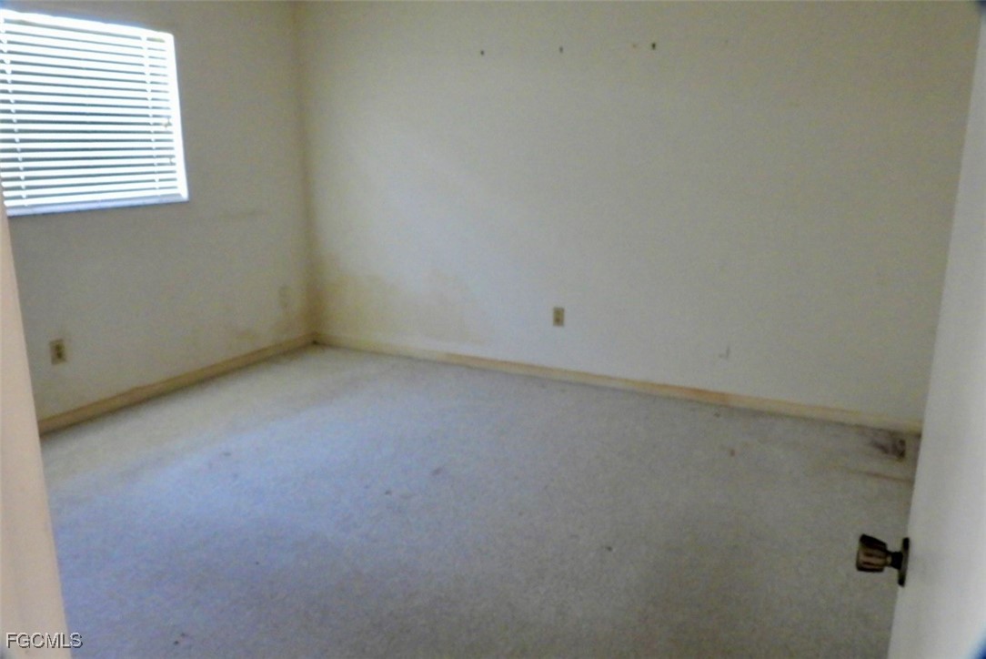 2 Bed Pool Home for Sale in Fort Myers, FL, $120,000 — photo 7