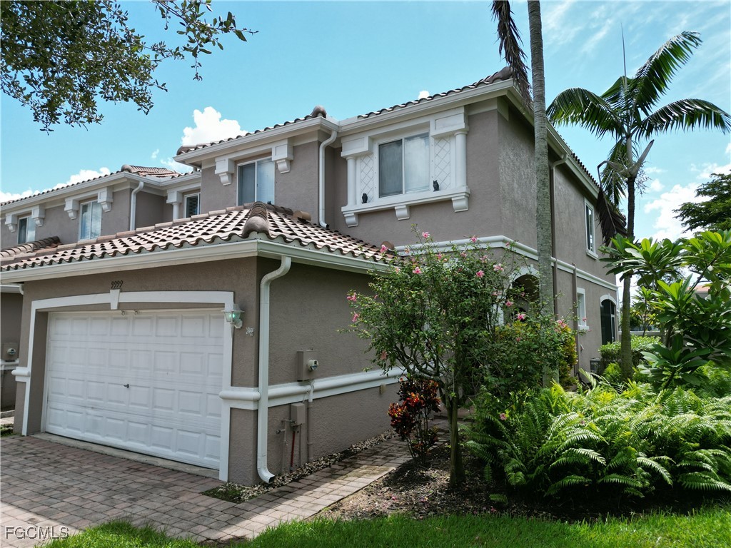4 Bed Townhouse for Sale in Colonnade At Forum, FL, $285,000 — photo 7