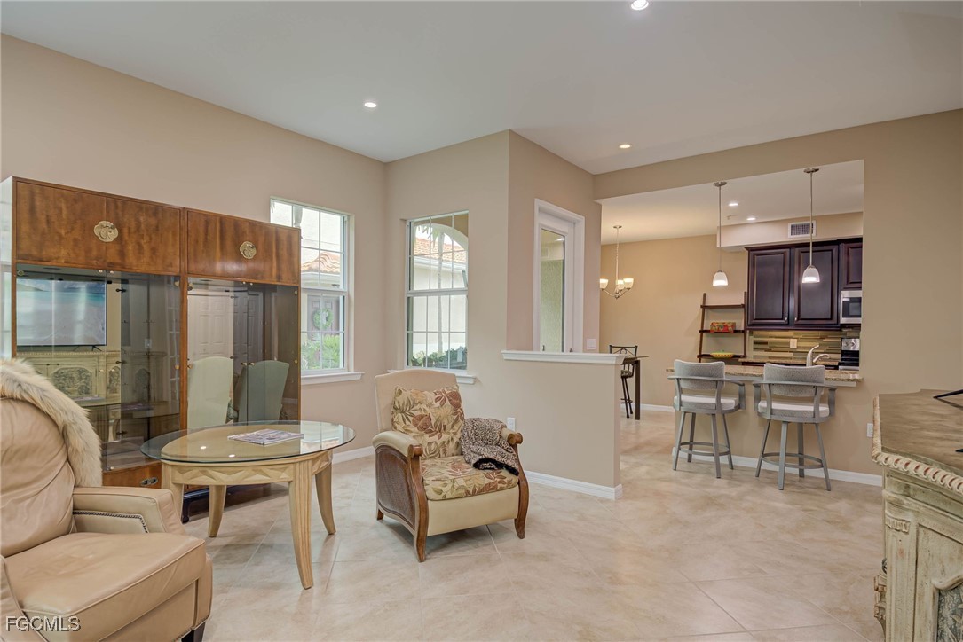 2 Bed Condominium for Sale in Sorrento, photo 7