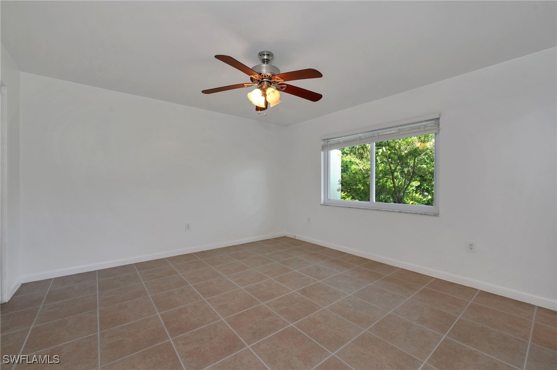 2 Bed Attached for Sale in Cocohatchee Villas, FL, $240,000 — photo 7