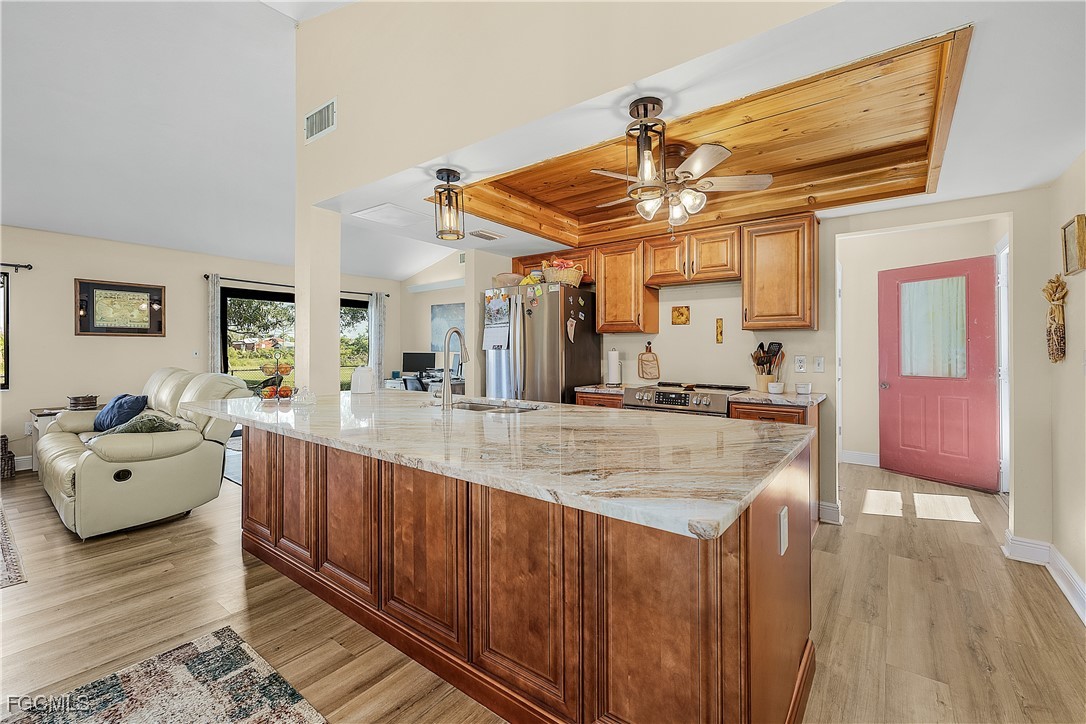 3 Bed SingleFamilyResidence for Sale in St James City, FL — photo 7
