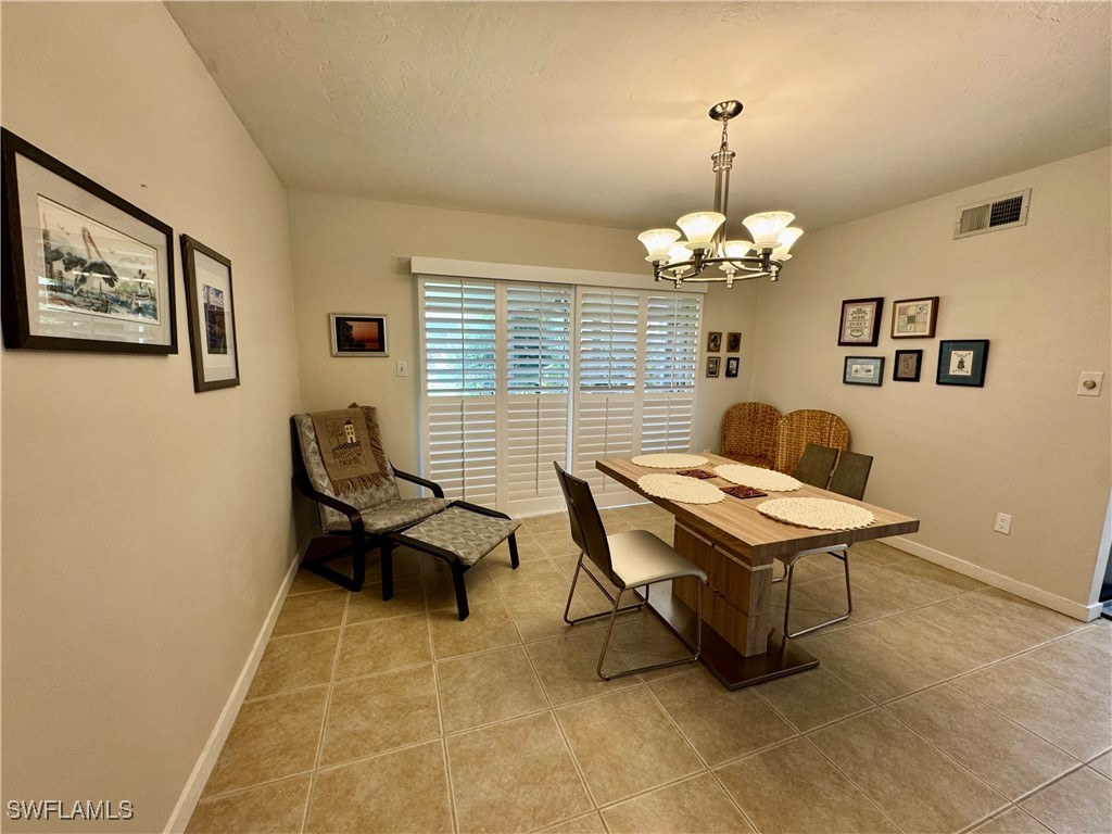 2 Bed Waterfront Home for Sale in Fort Myers, photo 7