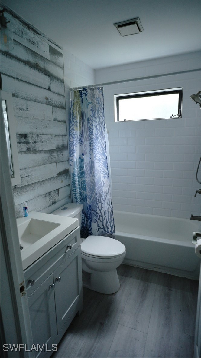 2 Bed Condominium for Sale in Fort Myers, FL, $75,000 — photo 7