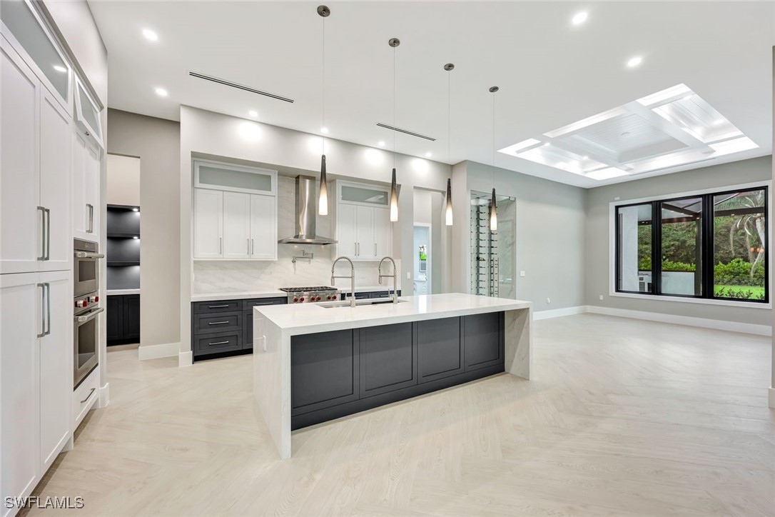 5 Bed Pool Home for Sale in Four Seasons, photo 7