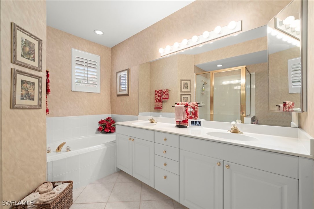 3 Bed Condominium for Sale in Morningside, FL — photo 7