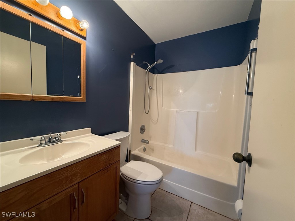 2 Bed Waterfront Home for Sale in Naples, FL, $75,000 — photo 7