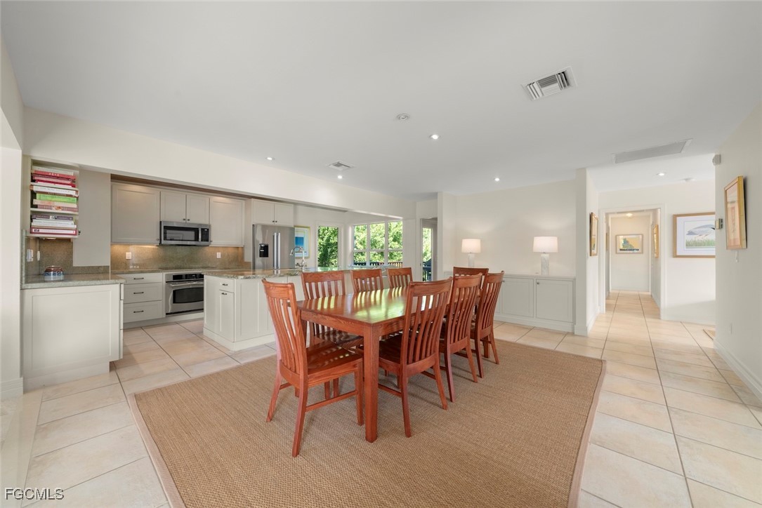 4 Bed SingleFamilyResidence for Sale in Gulf Pines, FL — photo 7