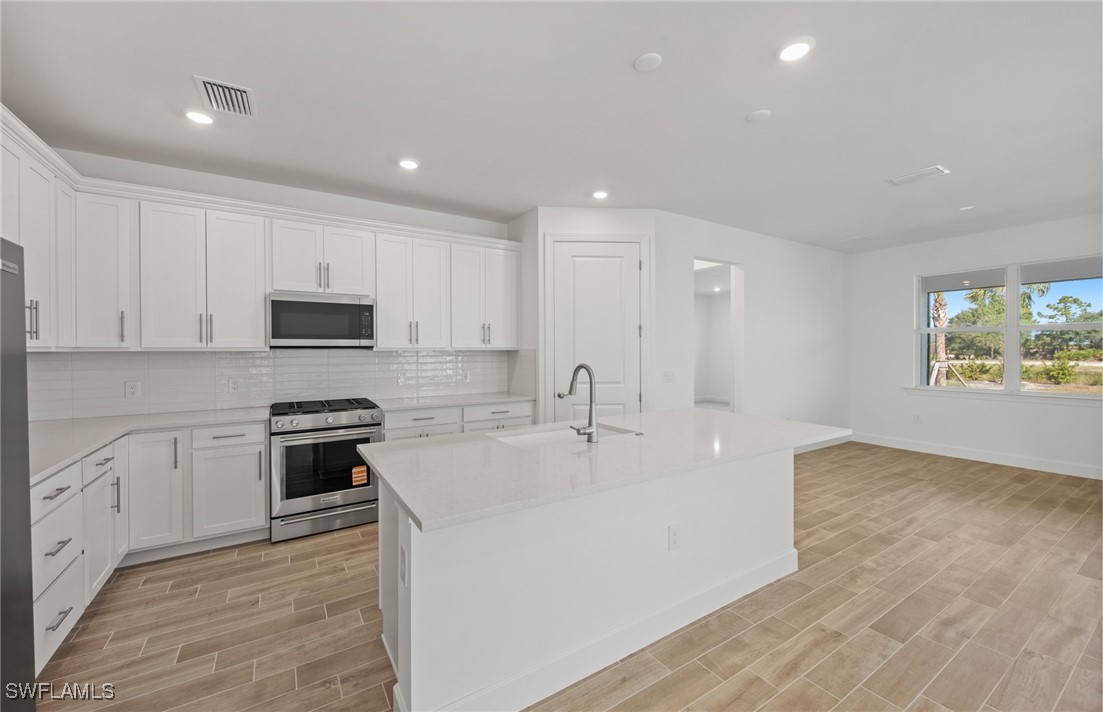 3 Bed SingleFamilyResidence for Sale in Alva, FL, $529,990 — photo 7