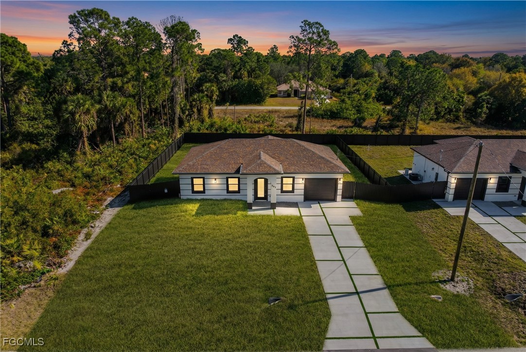3 Bed SingleFamilyResidence for Sale in Lehigh Acres, FL — photo 7